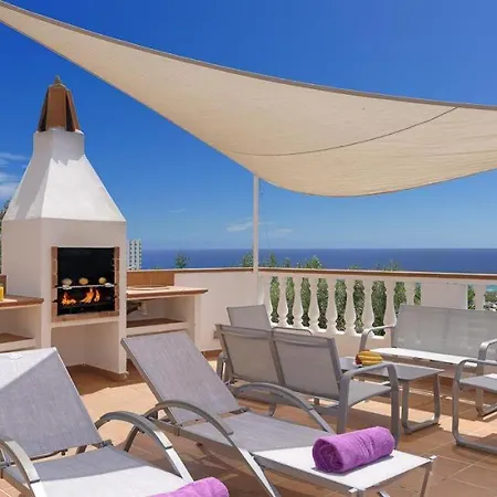 Sleeps 13 Pool Air Con Wifi *
