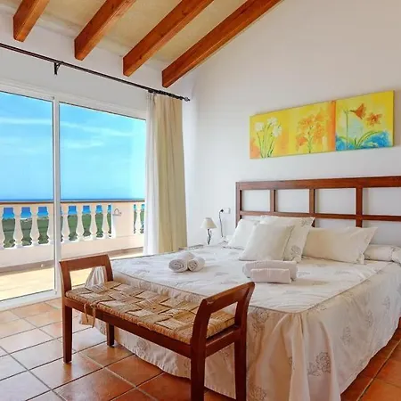 Sleeps 13 Pool Air Con Wifi Willa *