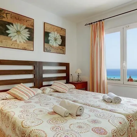 빌라 Sleeps 13 Pool Air Con Wifi 손 보우